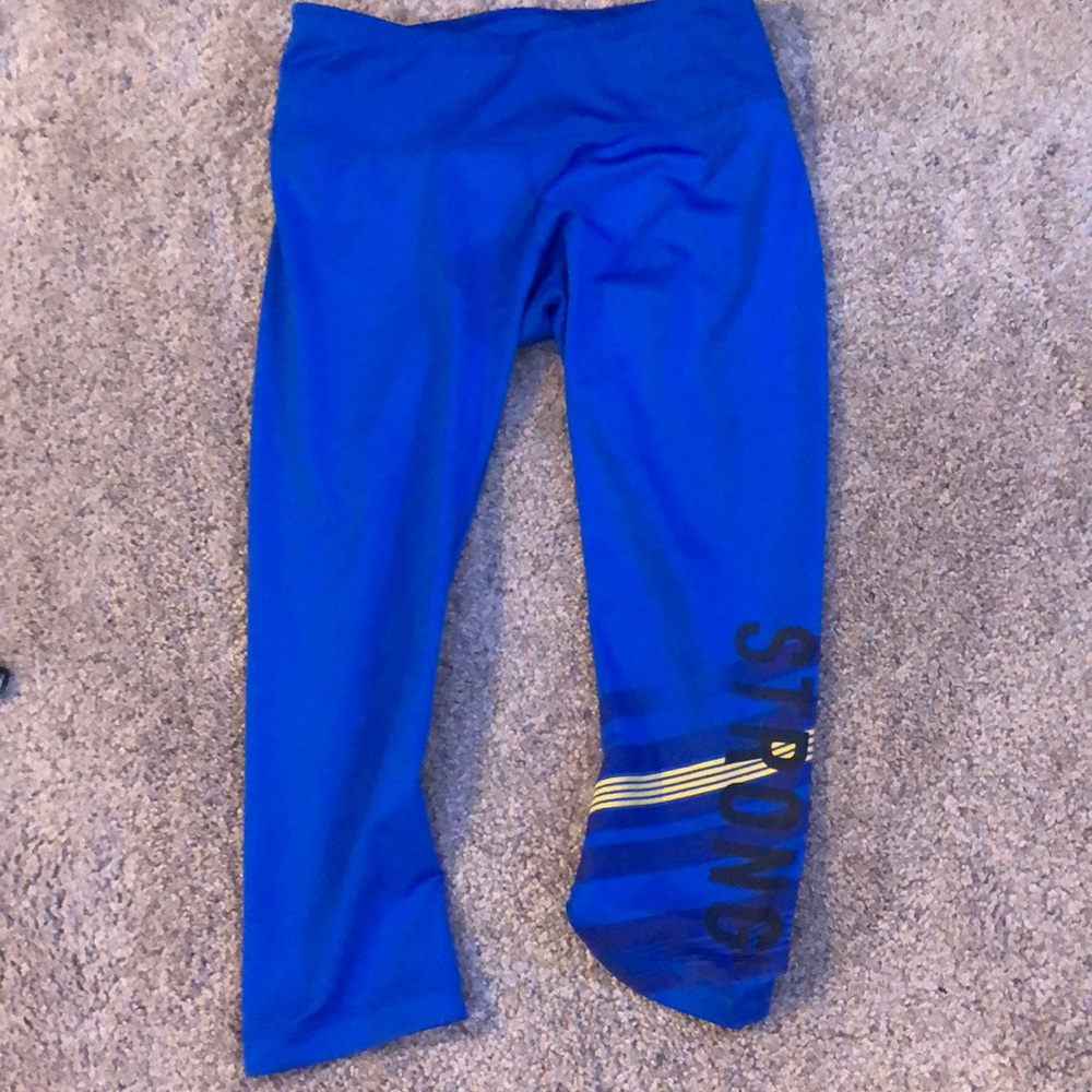 Blue leggings